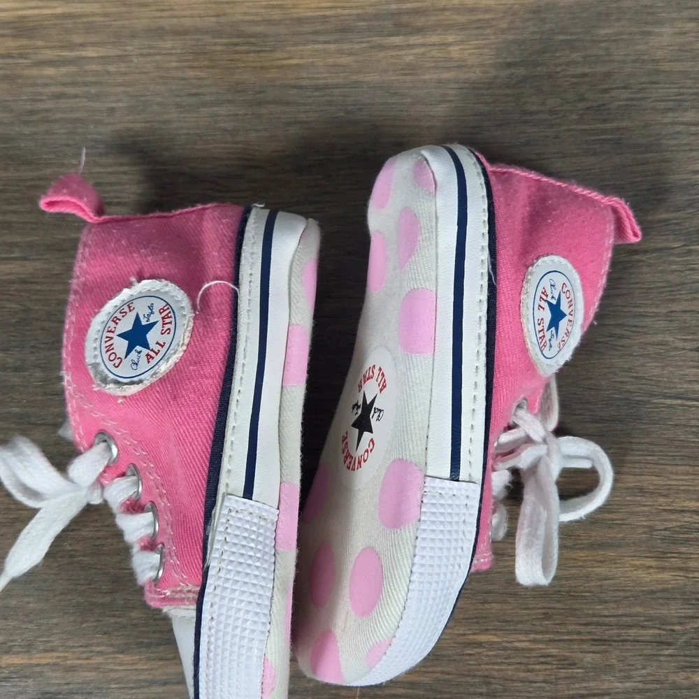 Converse Baby 1 Crib Shoe High Top Sneaker Polka Dot Sole Barbiecore Pink White